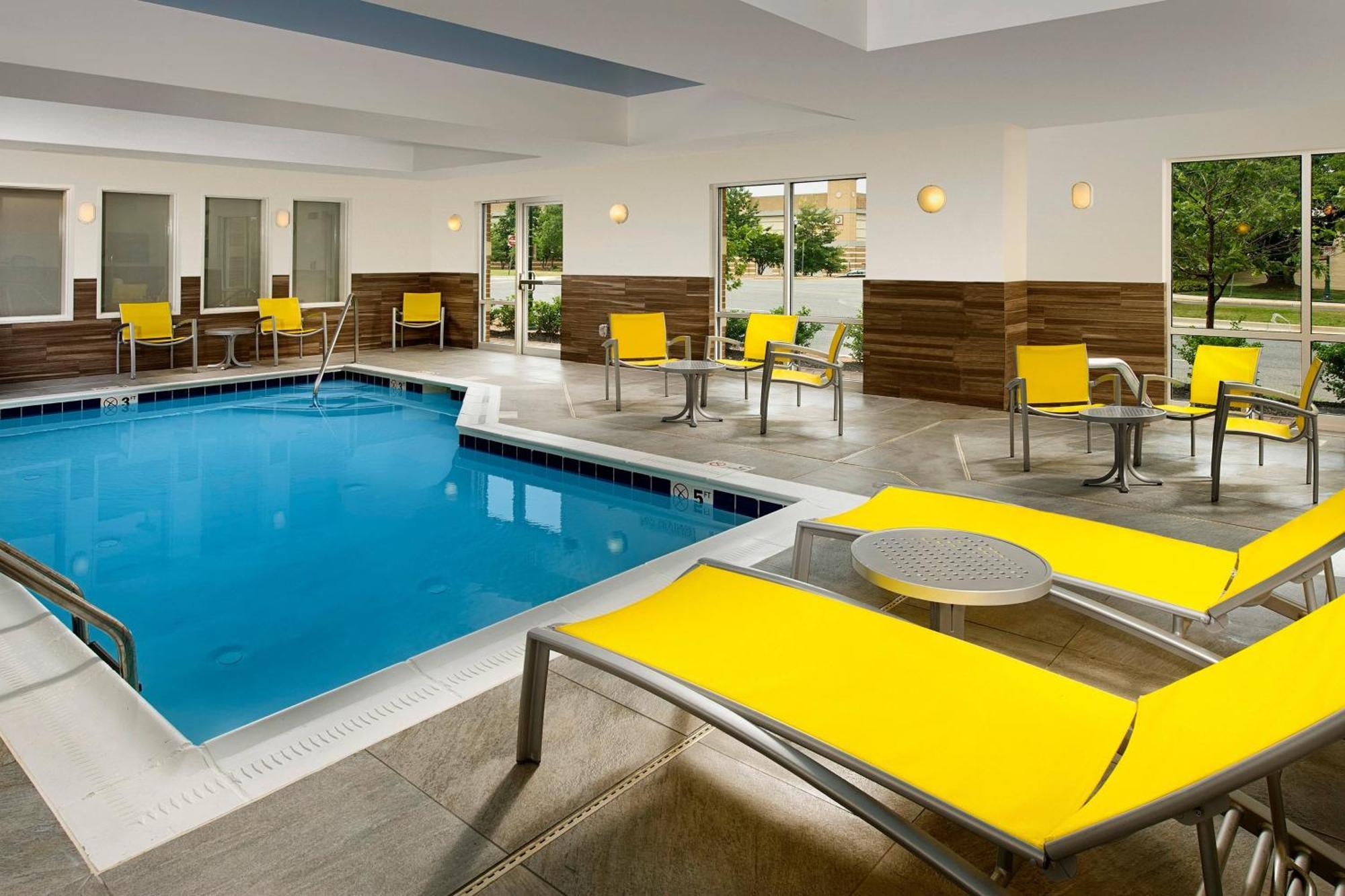 Fairfield Inn & Suites Germantown Gaithersburg Exterior photo