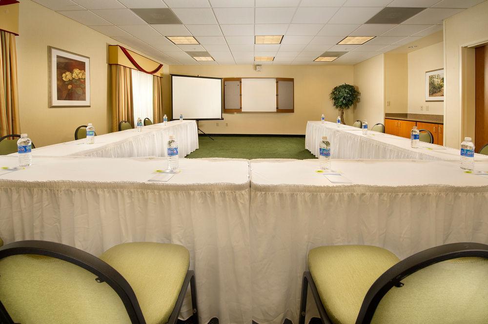Fairfield Inn & Suites Germantown Gaithersburg Business photo